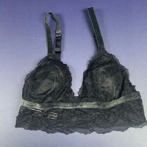 Victoria’s Secret brawl let with padding